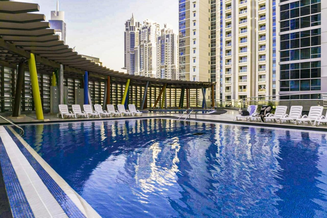 Higuests - Roomy Apt With Infinity Pool Close To Burj Khalifa Dubai Dış mekan fotoğraf